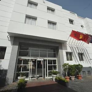 & Hotel